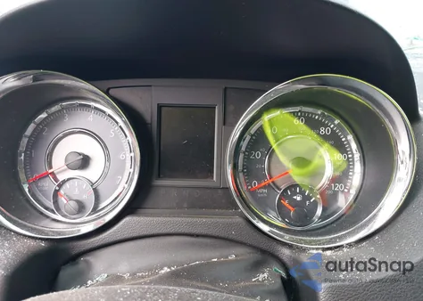 2014 Chrysler Town & Country Touring-L z USA, uszkodzony, nr VIN 2C4RC1CG0ER232429